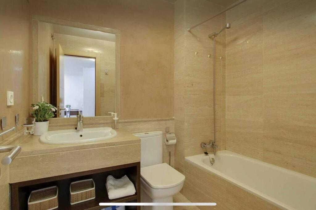 Pacifico P4 - Bonito Apartamento Con Piscina&parking, Playa A 100 Metros *